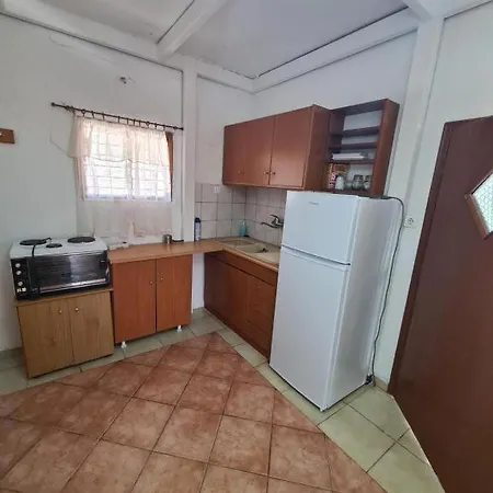 το κτήμα της ελιάς του τάκη Paralia Demonias