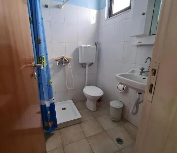 το κτήμα της ελιάς του τάκη *