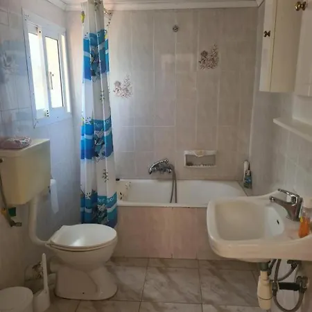 το κτήμα της ελιάς του τάκη * Paralia Demonias