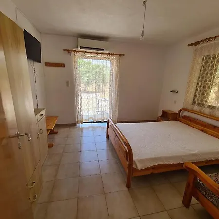 το κτήμα της ελιάς του τάκη