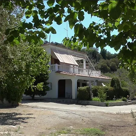 το κτήμα της ελιάς του τάκη Paralia Demonias