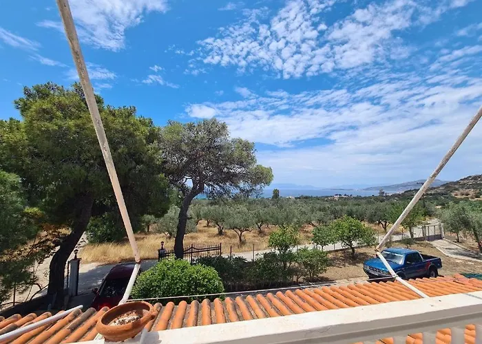 το κτήμα της ελιάς του τάκη Летний дом